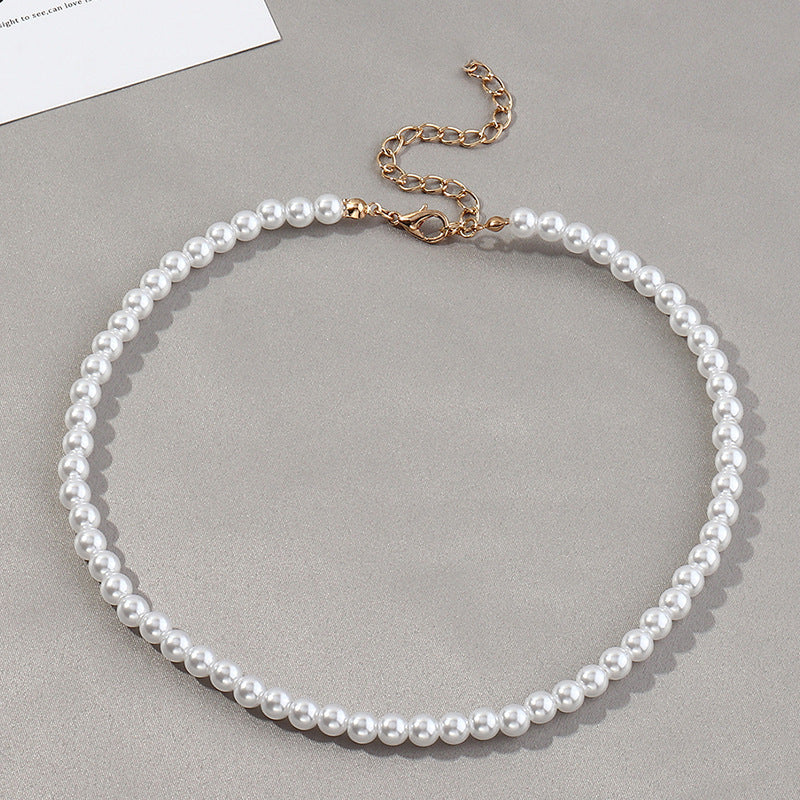 Elegant Pearl Necklace Bowlift