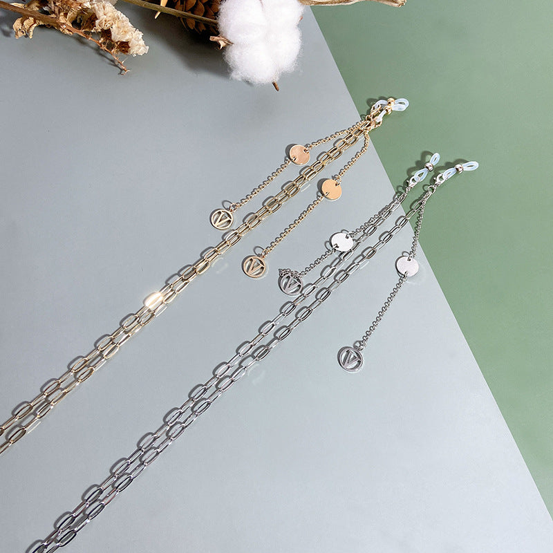 Stylish jewelry necklace with modern pendants Bowlift
