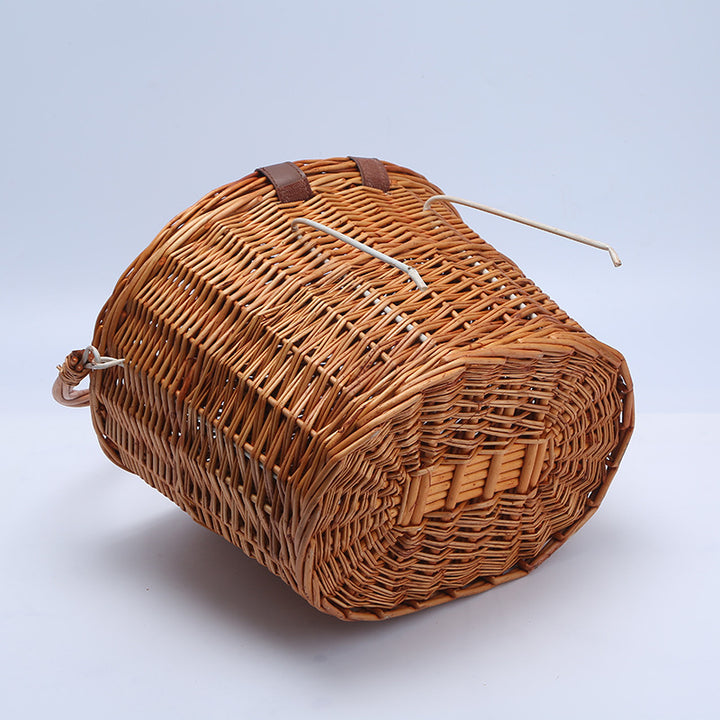 Elegant Picnic Basket Bowlift