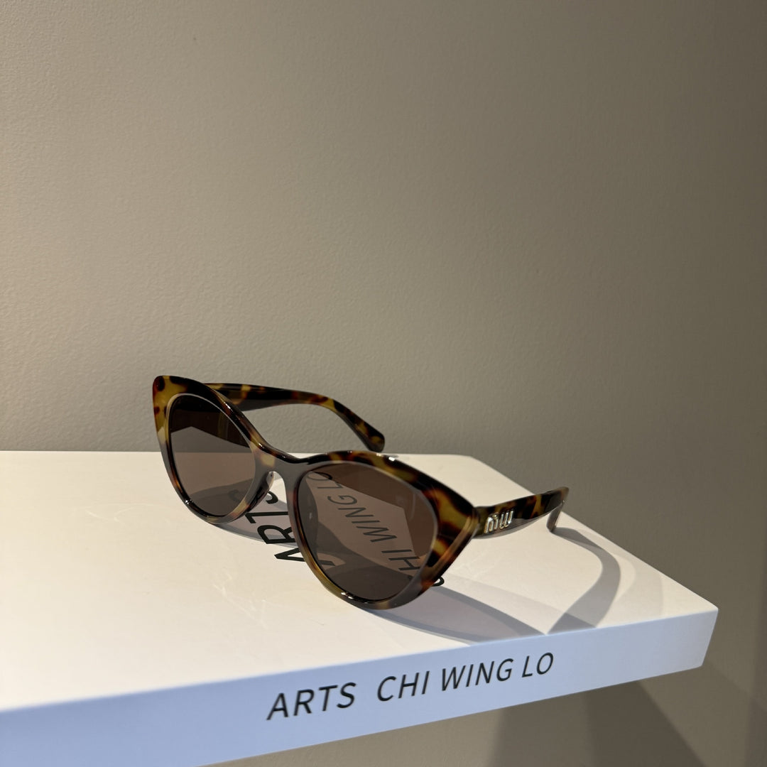 Retro Cat-Eye Polarized UV Protection Thick Acetate Frame Sunglasses Bowlift