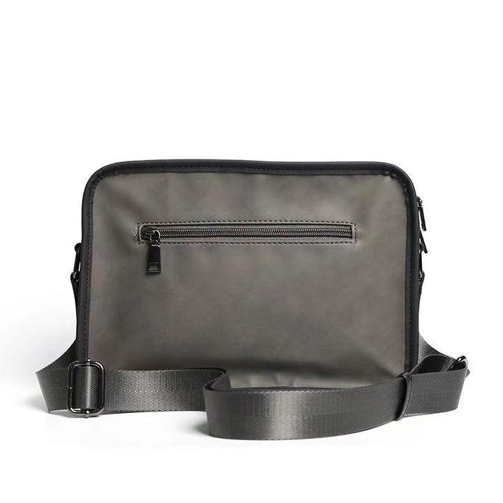Elegant shoulder bag with practical compartments Bowlift