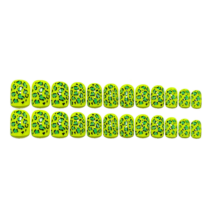 Artificial nails with animal leopard pattern Bowlift