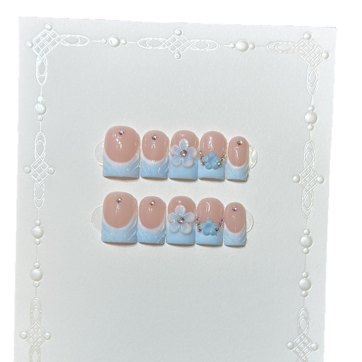 Floral Fantasy Press-On Nail Art Set Bowlift