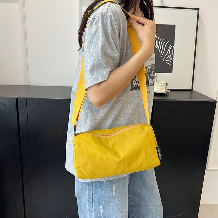 Minimalist Utility Crossbody Bag Bowlift