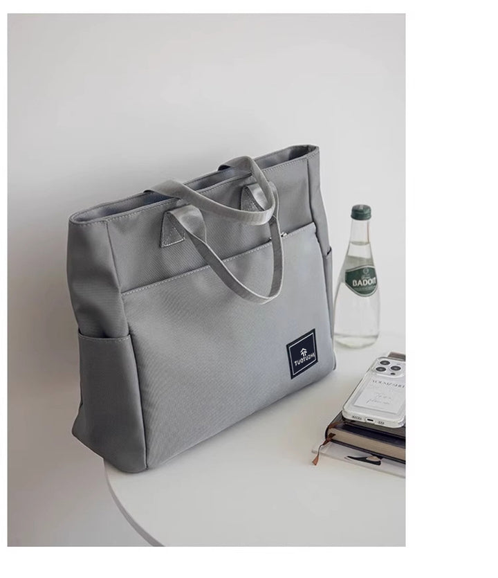 Versatile Multi-Pocket Tote Bag Bowlift