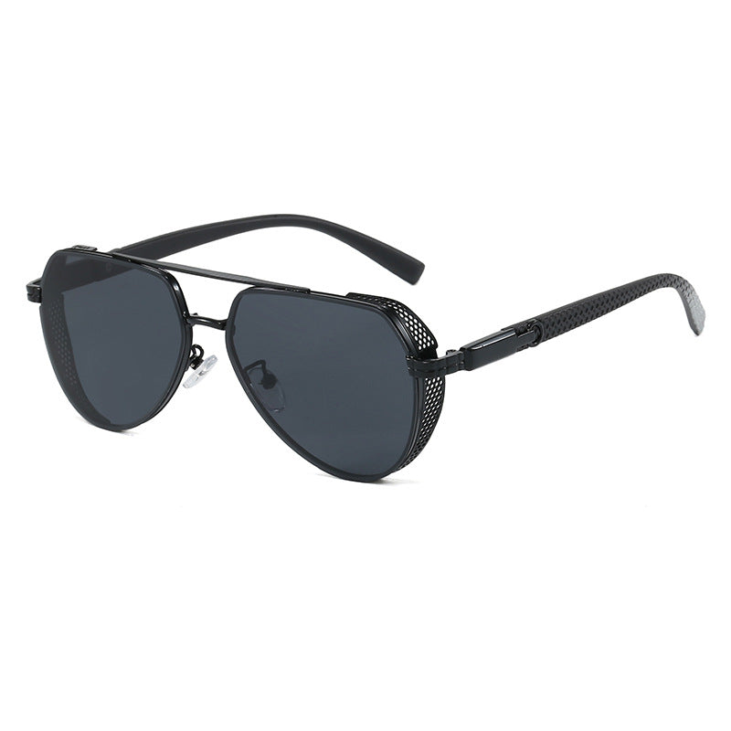 Women’s fashionable sunglasses with stylish accents Bowlift