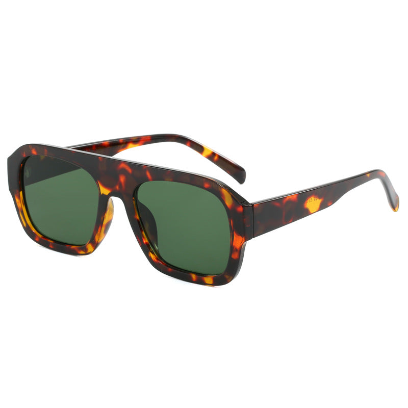Ladies oversized square sunglasses with modern design Bowlift