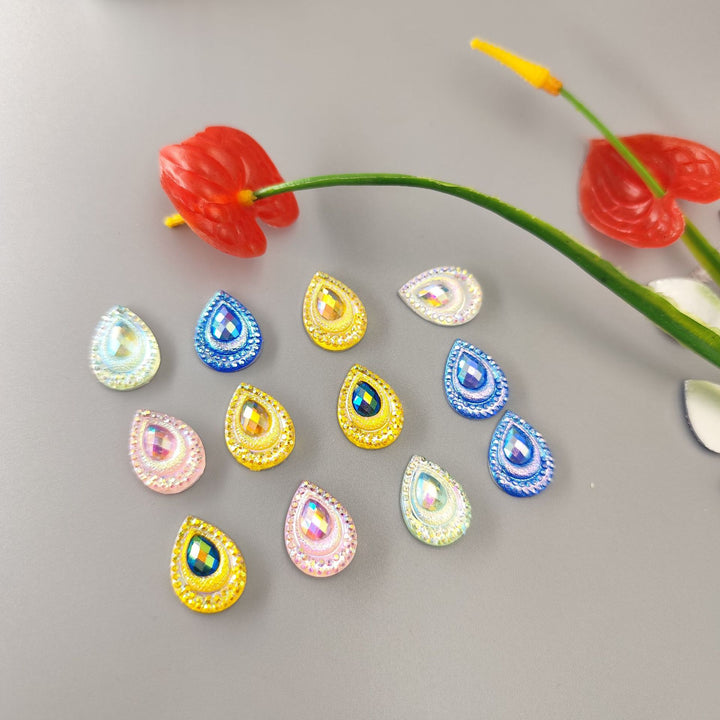 Glittering drop appliqués Bowlift