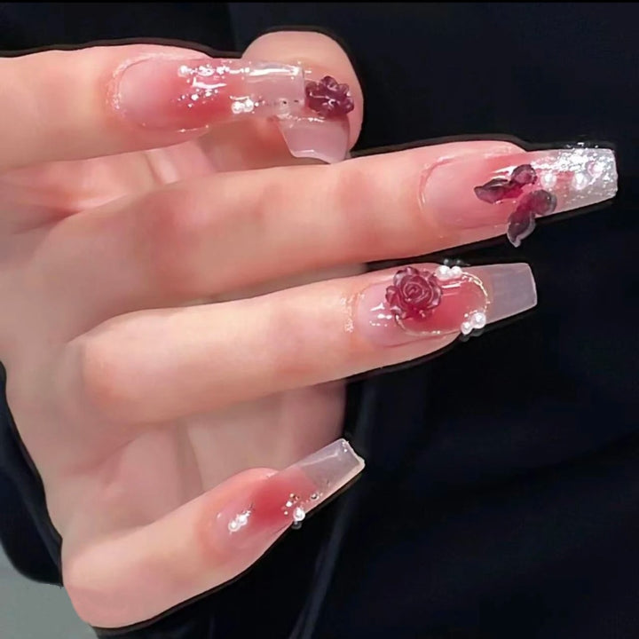 Artistic Floral Embellished Press-On Nail Set Bowlift