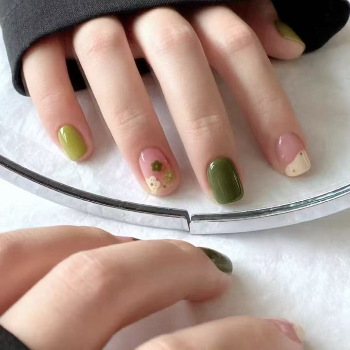 Creative Nail Art Design Collection Bowlift