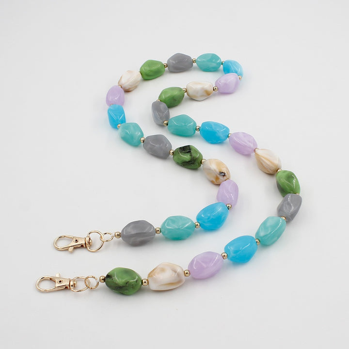 Elegant Beaded Eyewear Chain Bowlift