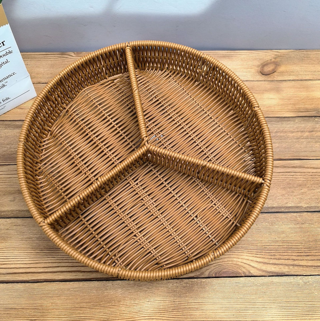 Ladies beef braided serving basket with three compartments Bowlift