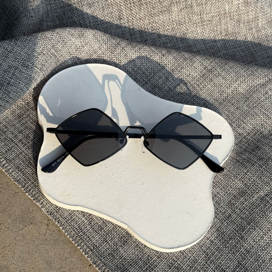 Geometric Frame Sunglasses Bowlift