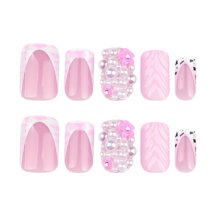 Artful nail extensions with mother-of-pearl effects and delicate design Bowlift