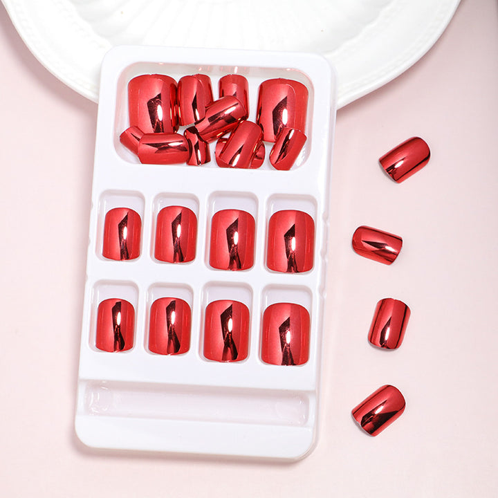 Glossy Metallic Press-On Nail Set Bowlift