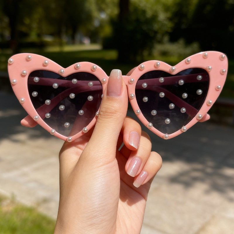 Pearl-Embellished Heart-Shaped Sunglasses Bowlift