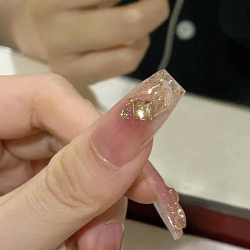 Elegant Press-On Nail Set with Glittery Accent Bowlift