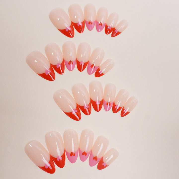 Heart-Patterned Press-On Nails Bowlift