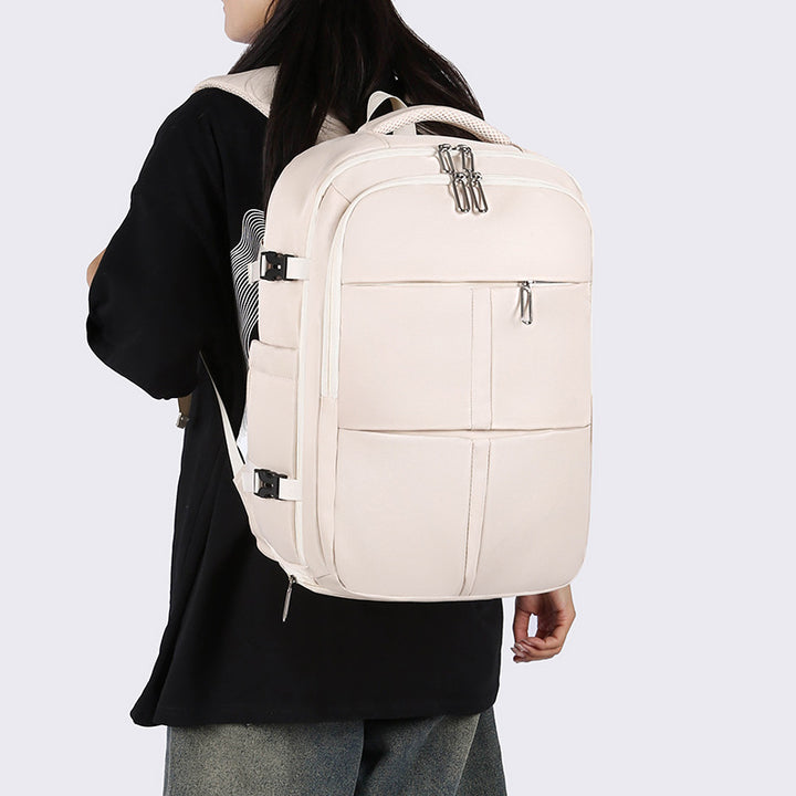 Versatile Tech-Integrated Backpack Bowlift