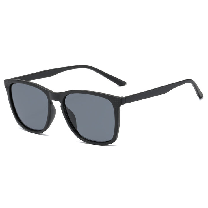 Ladies stylish sunglasses with modern, angular frame Bowlift