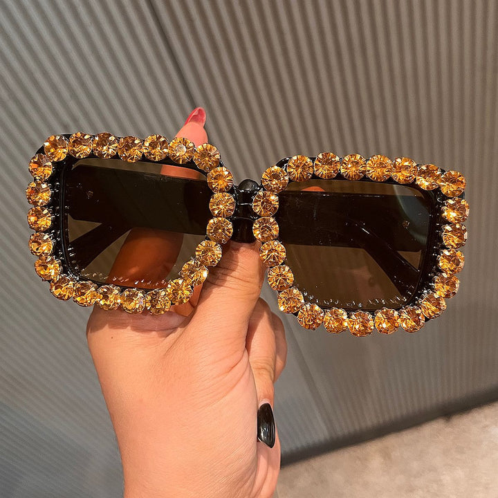 Ladies' sunglasses with sparkling crystal frame Bowlift