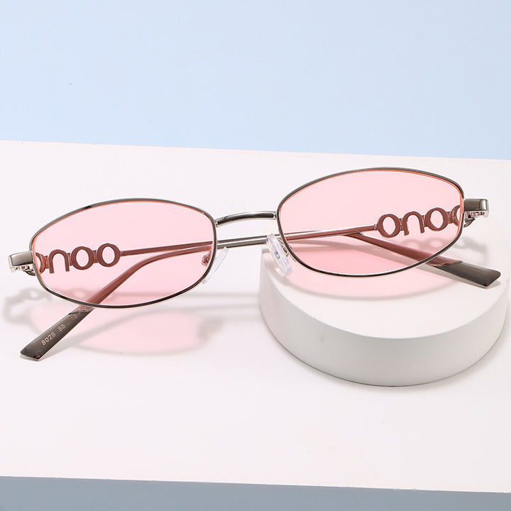 Fashionable Sunglasses in Elegant Oval Design Bowlift