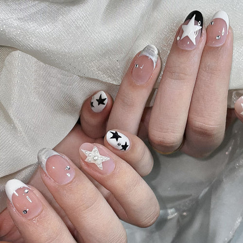 Artistic Press-On Nail Set with Star and Pearl Accents Bowlift