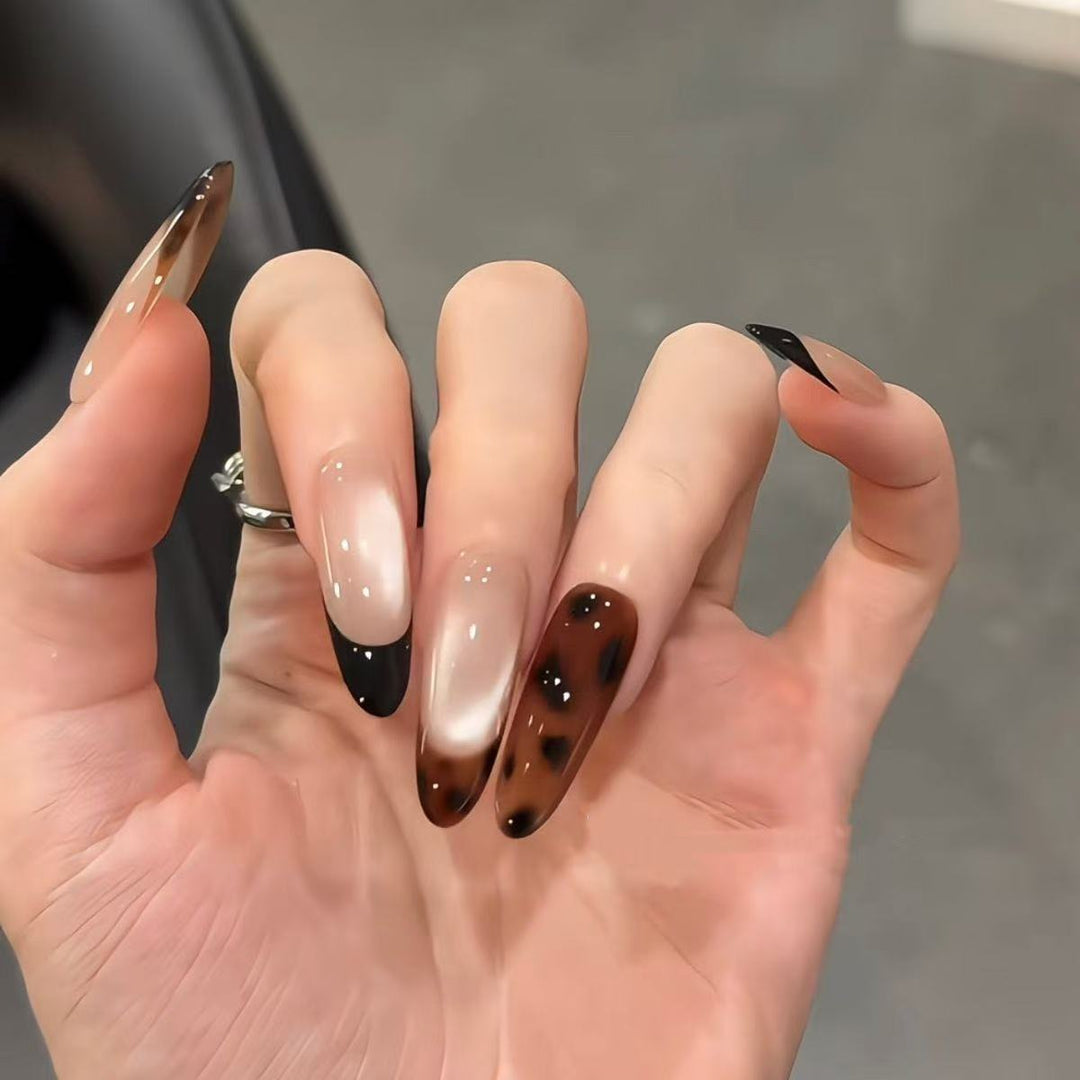 Decorative Press-On Nails Bowlift