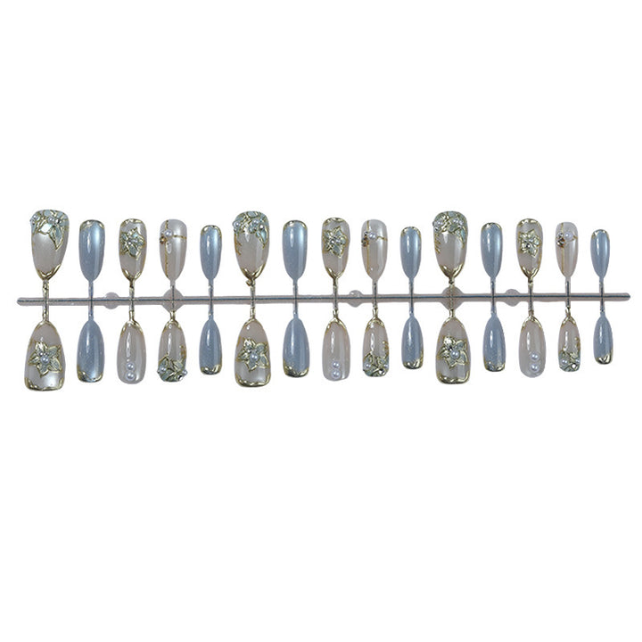 Artificial nail set with elegant floral decorations and shine Bowlift