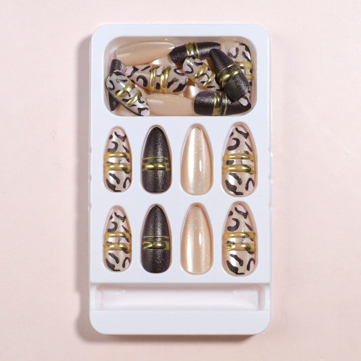 Artistic Press-On Nail Set with Contemporary Patterns Bowlift
