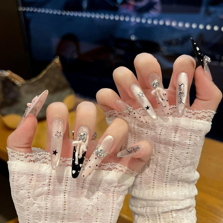 Artistic Press-On Nail Set Bowlift