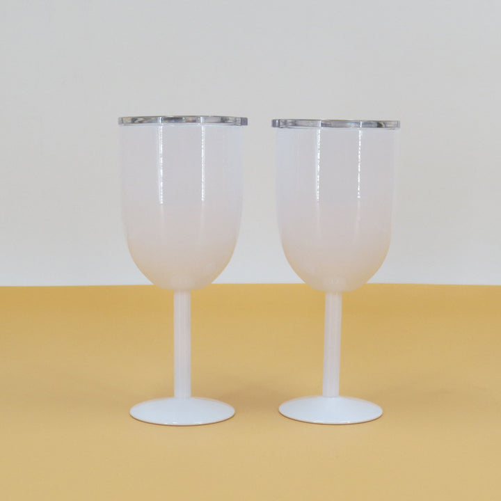 Ladies elegant wine glass Bowlift