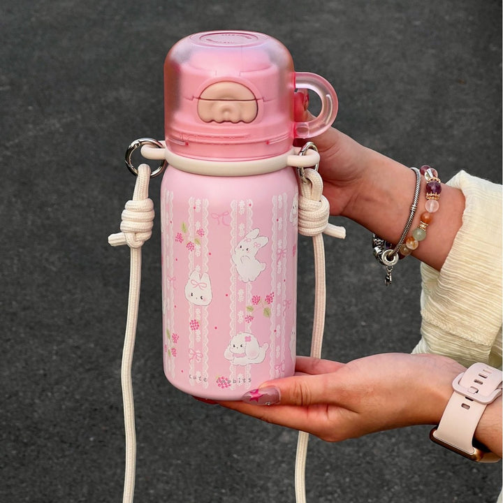 Ladies Drinking Bottle Bowlift
