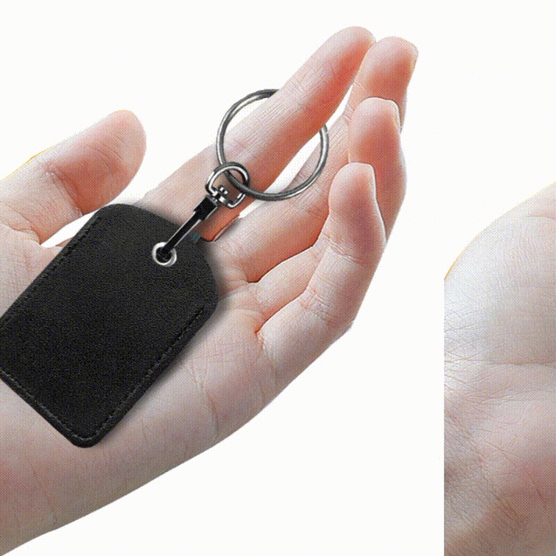 Unisex keychain with integrated Tracker Bowlift