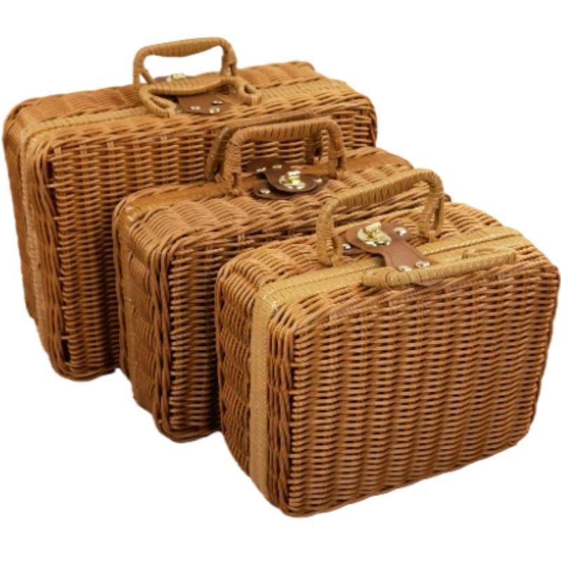 Ladies elegant and stylish cosmetic case Bowlift