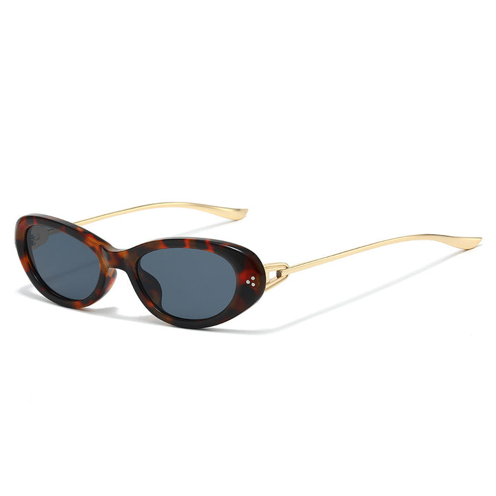 Sleek Vintage-Inspired Oval Sunglasses Bowlift