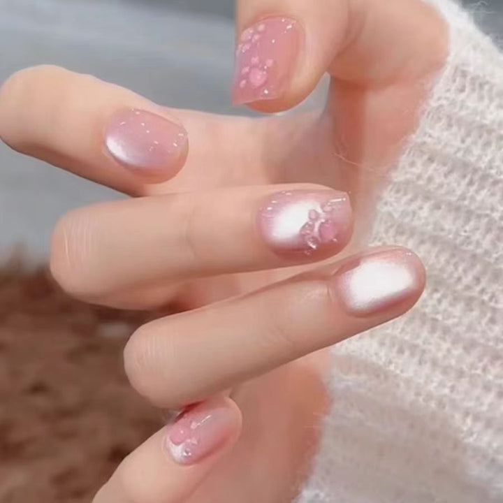 Artistic Press-On Nail Design Bowlift