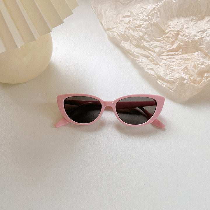 Stylish Cat-Eye Sunglasses Bowlift