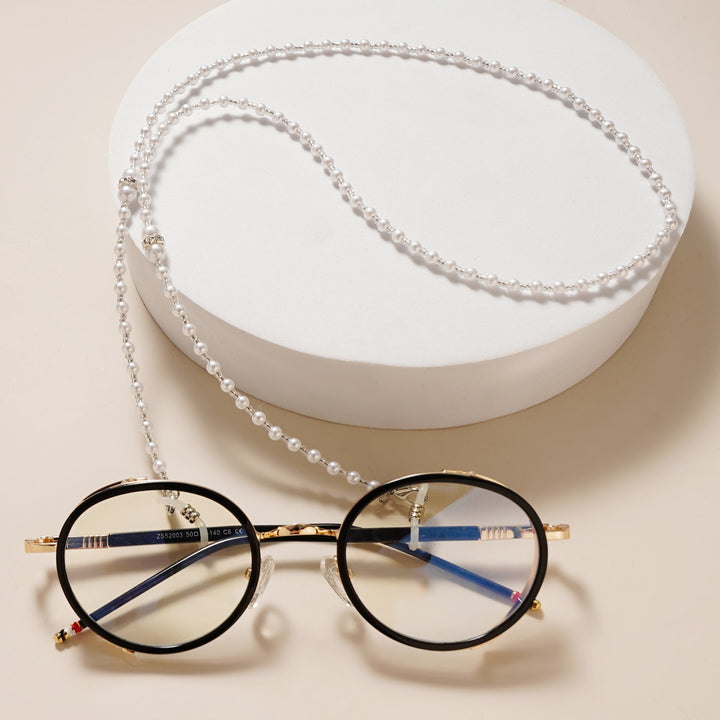Elegant Pearl Eyewear Chain Bowlift