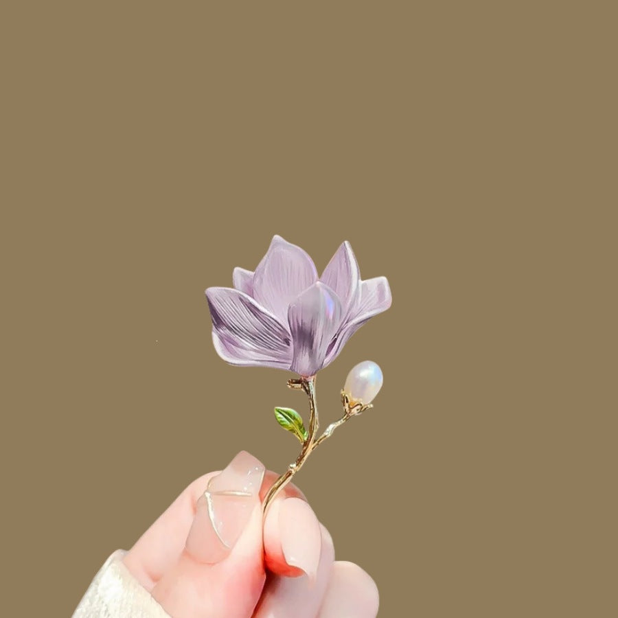 Elegant flower brooch Bowlift