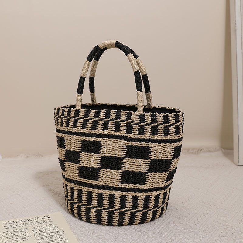 Handcrafted basket bag with modern geometric pattern Bowlift