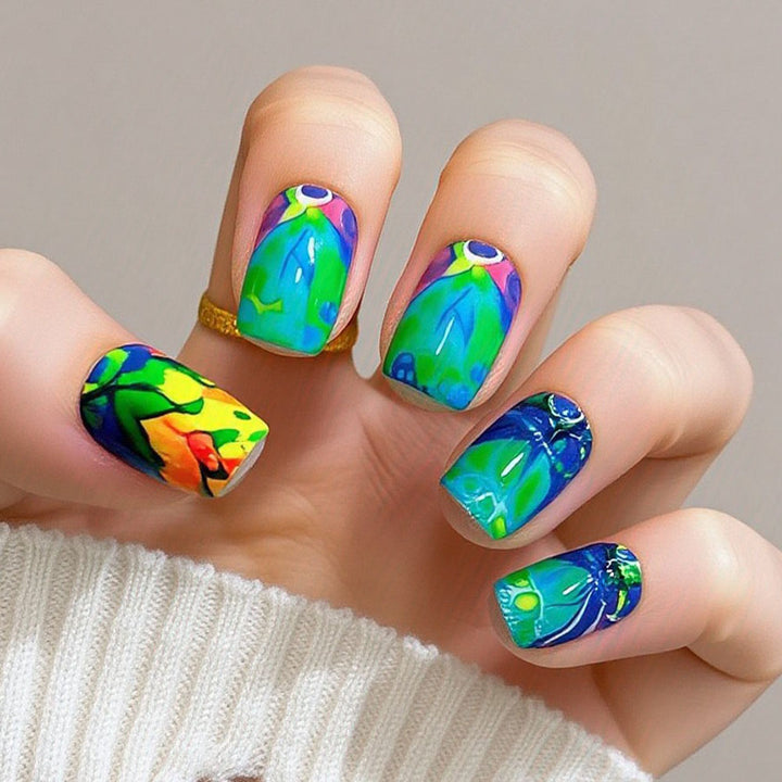 Artful Nail Extensions with Elegant Tips Bowlift