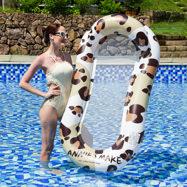 Women Inflatable Luxury Swimming Island with Sun Protection Bowlift