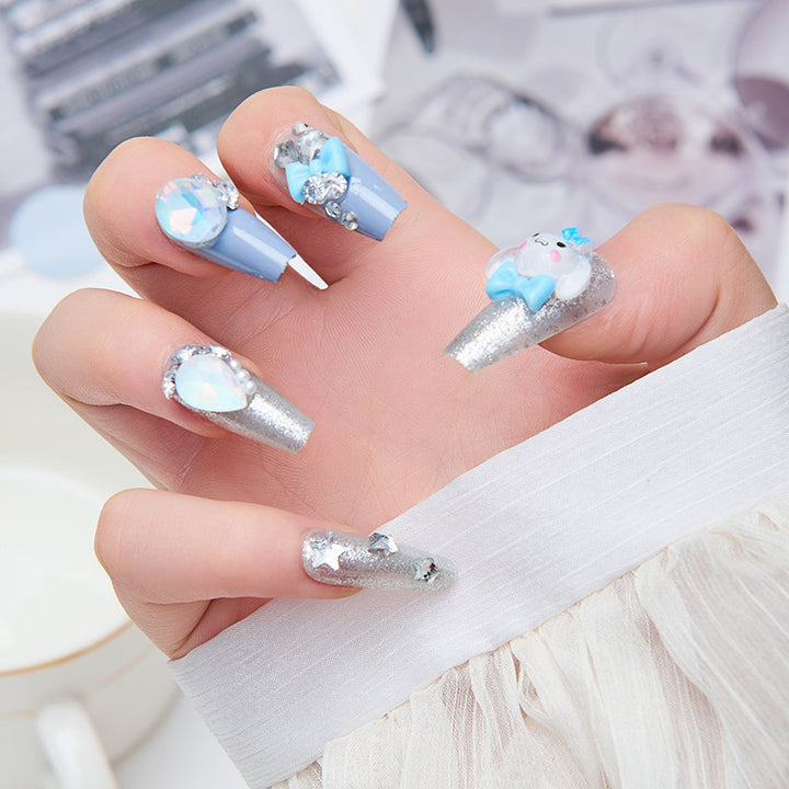 Creative artificial nails with 3D design and glitter accents Bowlift