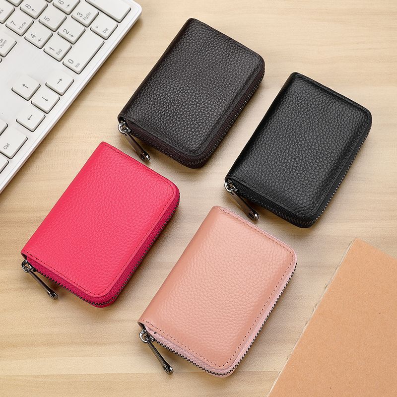 Sleek Zippered Leather Credit Card Holder Bowlift