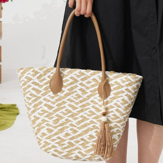 Geometric Beach Tote Bowlift