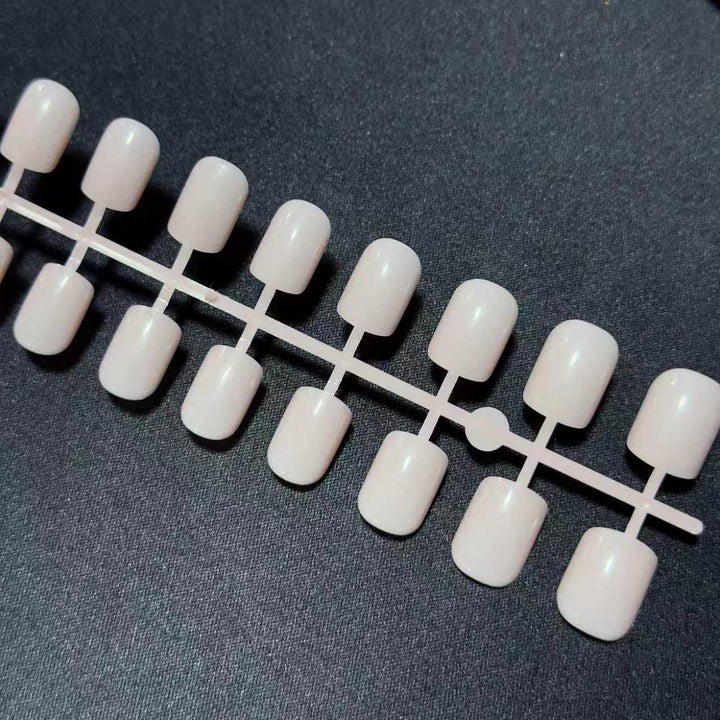 Elegant Press-On Nail Extensions Bowlift