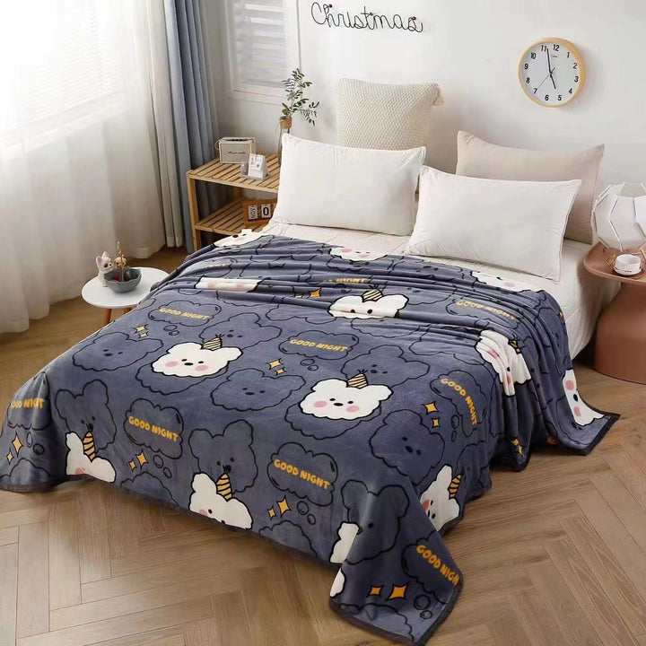 Women's Fluffy Cuddle Blanket with Playful Cloud Pattern Bowlift
