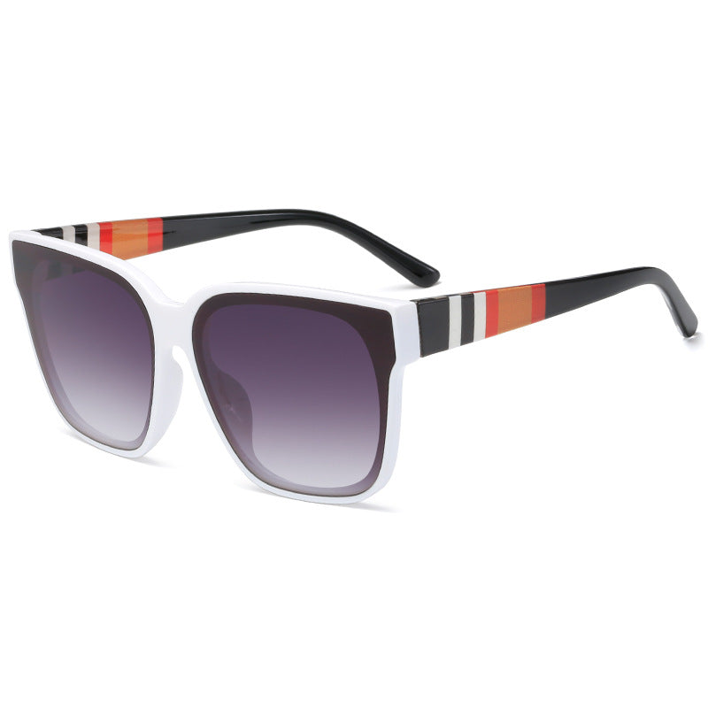 Ladies fashionable sunglasses with striking oversized frame and UV protection Bowlift