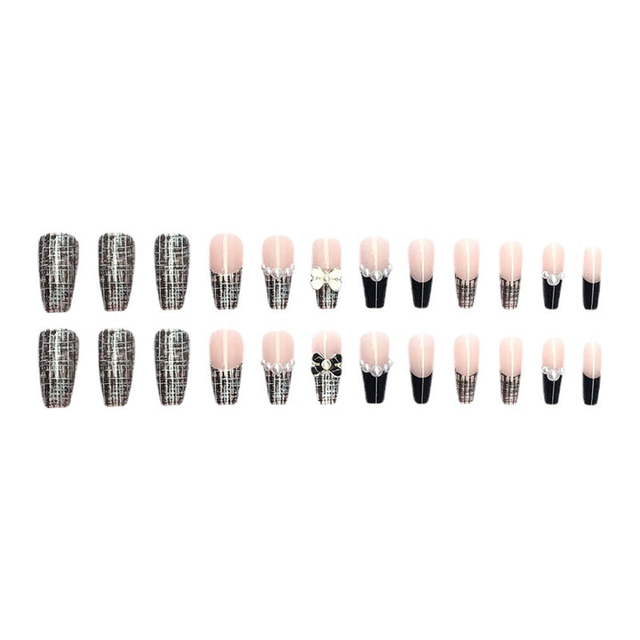 Artificial nail set with elegant pearl and flower motif Bowlift